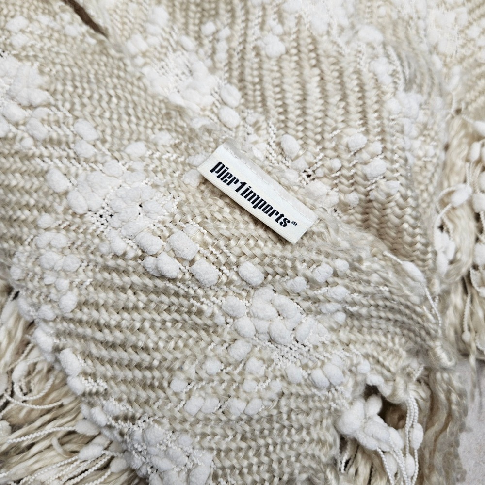 Pier 1 Imports Textured Chunky Knit Throw Blanket Beige White Fringe Cozy Beachy - Picture 3 of 5
